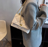 high-end shoulder chain bag HZ1024
