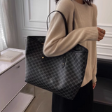 luxury large capacity commuter shoulder bag HZ1024