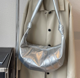 large capacity commuter messenger bag croissant HZ1024