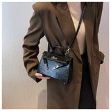 bag new style bag women's fashion high-end crocodile pattern crossbody stylish handbag HZ1024