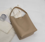 large capacity bag women's new style fashionable simple shoulder bag commuting to work soft leather bucket bag HZ1024