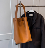 large capacity bag women's new style fashionable simple shoulder bag commuting to work soft leather bucket bag HZ1024