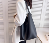 large capacity bag women's new style fashionable simple shoulder bag commuting to work soft leather bucket bag HZ1024