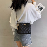 fashion messenger bag, versatile ins style diamond chain bag HZ1024