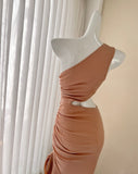 sleeveless dress with ruffled slits HZ1024