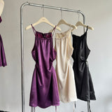 style waist-baring halter neck pleated dress HZ1024