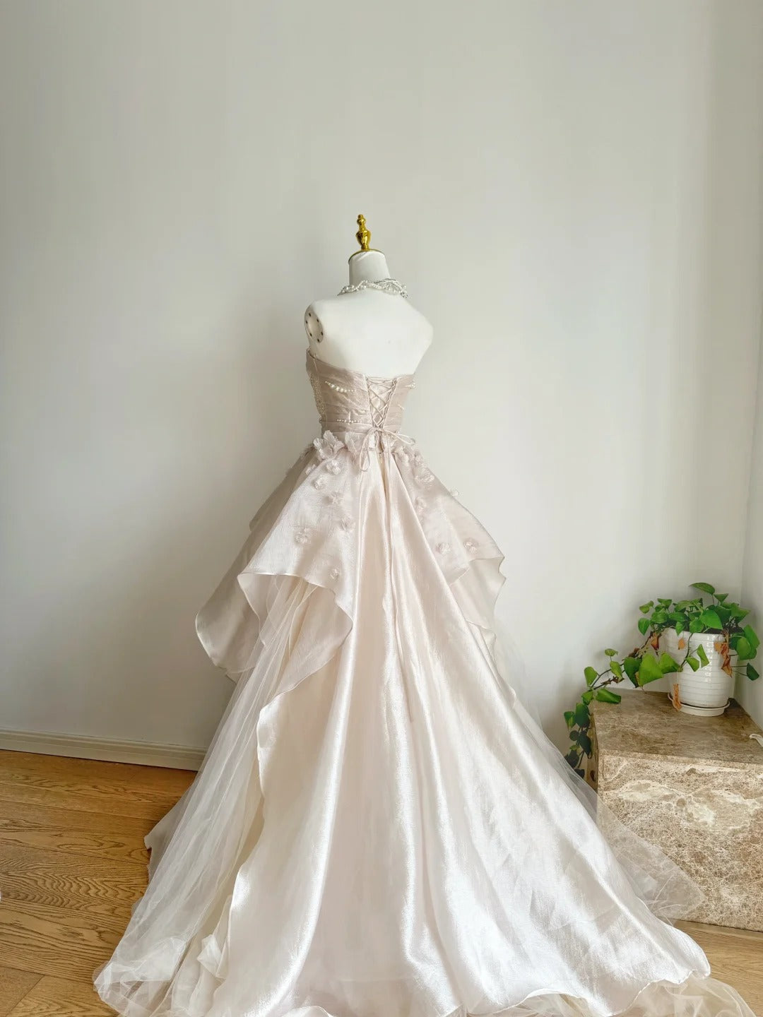 Pink A-line Tulle Satin Long Prom Dresses Strapless Applique Wedding Dresses HZ1024
