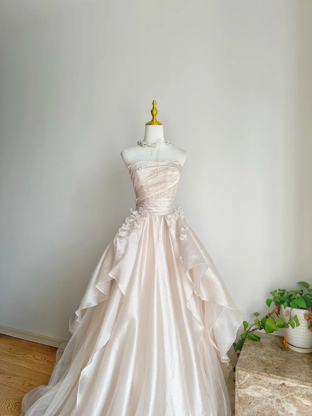 Pink A-line Tulle Satin Long Prom Dresses Strapless Applique Wedding Dresses HZ1024