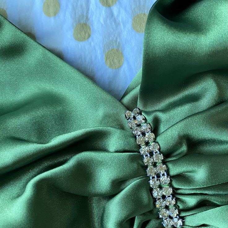Forest Green Backless Ball Gown - Glam Sparkling Beads & Satin for Prom,?? Galas& Parties** HZ1024
