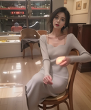Square Neck Long Sleeve Hip-wrapped Knitted Dress HZ1024