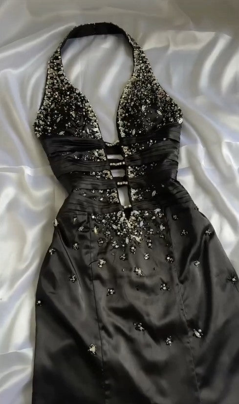 Black Deep V Neck Satin Mermaid Party Dresses Vintage Backless Beaded Evening Dress HZ1024