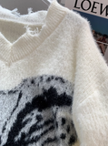 Print Distressed V-Neck Pullover Sweater HZ1024