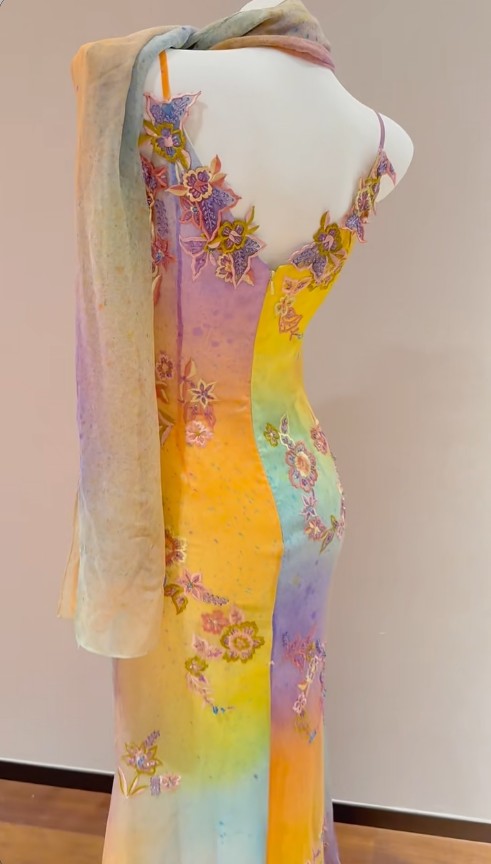 Yellow Pink Spaghetti Straps Chiffon Embroidered Appliques Mermaid Prom Dresses Formal Evening Gowns HZ1024