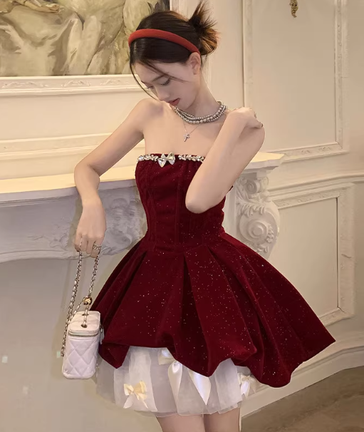 Red Velvet A-Line Strapless Homecoming Dress Tulle Two-Piece Short Prom Dresses with Bow HZ1024