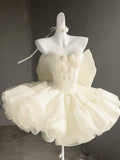 Off-White Strapless A-Line Tulle Short Prom Dresses Homecoming Dress HZ1024