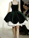 Forest Green Square Neck Velvet A-Line Short Ball Gowns Elegant Homecoming Dress HZ1024