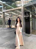 style V-neck long-sleeved knitted dress HZ1024