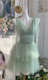 Light Green V-neck A-Line Layed Tulle Short Prom Dresses Sweet 16 Evening Gowns HZ1024