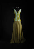Green V-neck A-Line Tulle Satin Long Prom Dresses Retro Evening Gowns HZ1024