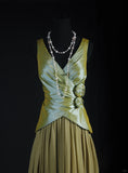 Green V-neck A-Line Tulle Satin Long Prom Dresses Retro Evening Gowns HZ1024
