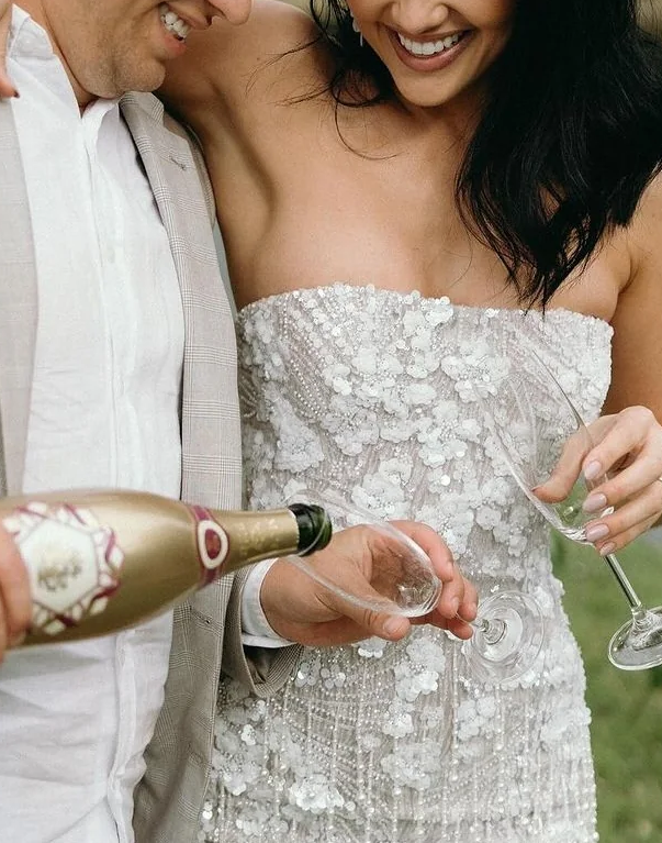 Bodycon Strapless Beaded Short Outdoor Party Dress Fashion Wedding Dress HZ1024