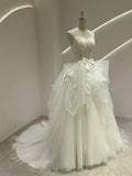 White Strapless Ball Gown Wedding Dress Tulle Applique Bridal Dress HZ1024