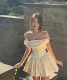 Off-the-shoulder Ball Gown Short Formal Dress Sweet Birthday Outfits Homecoming Dress HZ1024