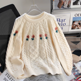embroidered round neck white cable knot sweater HZ1024