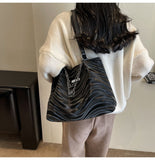 large-capacity commuter tote bag HZ1024