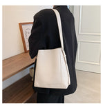 capacity commuter versatile crossbody bucket bag tote bag HZ1024