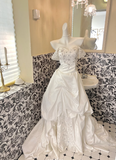 Off-the-shoulder Ball Gown Taffeta Long Wedding Dresses Beaded White Bridal Gowns HZ1024