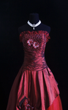 Strapless A-Line Burgundy Long Prom Dresses Beaded Sleeveless Evening Dresses HZ1024