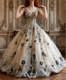 V-neck A-Line Tulle Long Prom Dresses Tulle Beaded Applique White Quincea?era Dresses 2025 Halloween Dress HZ1024