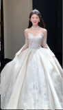 Sweetheart Neck Ball Gown Long Wedding Dresses Tulle Applique White Bridal Gowns Long Sleeves Backless Bridal Dresses HZ1024