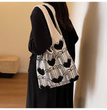 Heart Embroidery Knitted Shoulder Tote Bag HZ1024