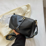and versatile crossbody bag HZ1024