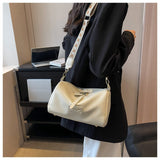 and versatile crossbody bag HZ1024