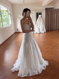 Strapless A-Line Long Wedding Dresses Beaded Tulle Bridal Gowns Sleeveless Bridal Dresses HZ1024