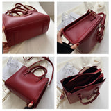 chain messenger bag shoulder square bag HZ1024