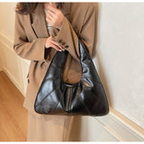 dumpling bag commuter shoulder bag HZ1024