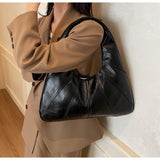 dumpling bag commuter shoulder bag HZ1024
