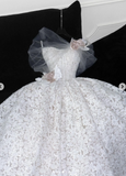 Strapless Ball Gown White Wedding Dress Lace Applique Bridal Dress Elegant Sleeveless Bridal Gown HZ1024