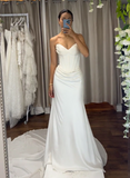 Sweetheart Neck Sheath Wedding Dresses Satin Bridal Gowns White Sleeveless Bridal Dresses HZ1024