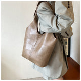 soft leather large capacity shoulder bag commuter tote bag HZ1024