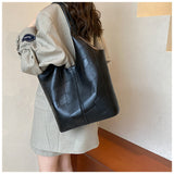 soft leather large capacity shoulder bag commuter tote bag HZ1024