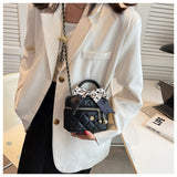 style diamond chain mini square bucket bag HZ1024
